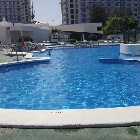 Apartament Aphotel Paraiso Del Sur In Centro Citta, Wifi Personale, Vista Mare Con Terrazza, Ristoranti E Pub Adiacenti, Taxi E Bus, Atelier Cura Persona, Farmacia Con Medico