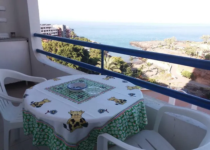 Aphotel Paraiso Del Sur In Centro Citta, Wifi Personale, Vista Mare Con Terrazza, Ristoranti E Pub Adiacenti, Taxi E Bus, Atelier Cura Persona, Farmacia Con Medico Apartament